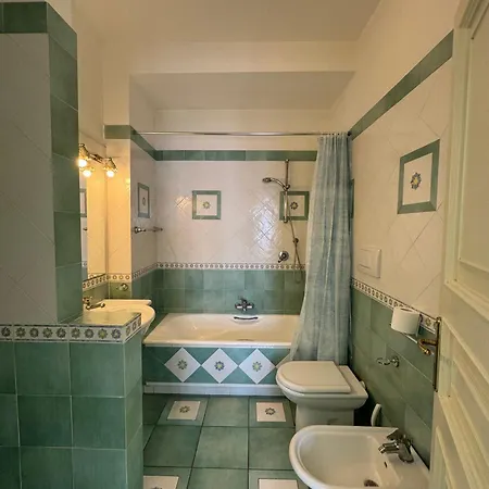Groove'n'grove Bed & Breakfast Sant'Agata sui due Golfi