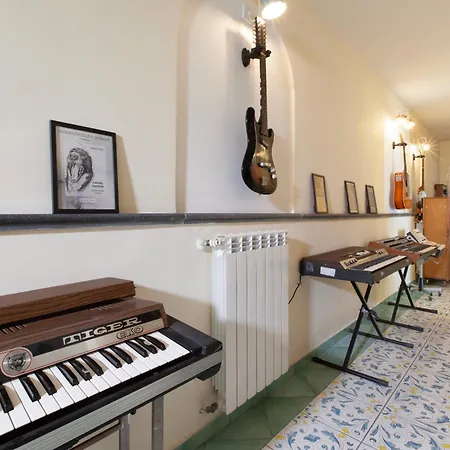 Groove'n'grove Bed & Breakfast 3*