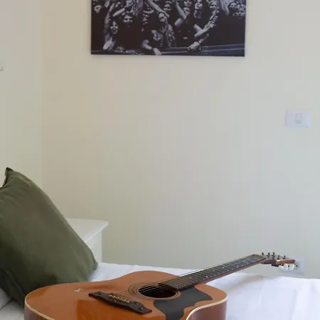 Groove'n'grove Bed & Breakfast SantʼAgata sui Due Golfi